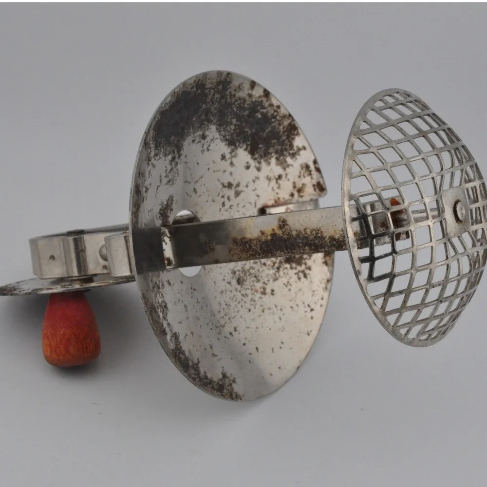 Egg Hand Mixer OS Silver‎ Fair Vintage Primitive Mesh Basket Wood Crank